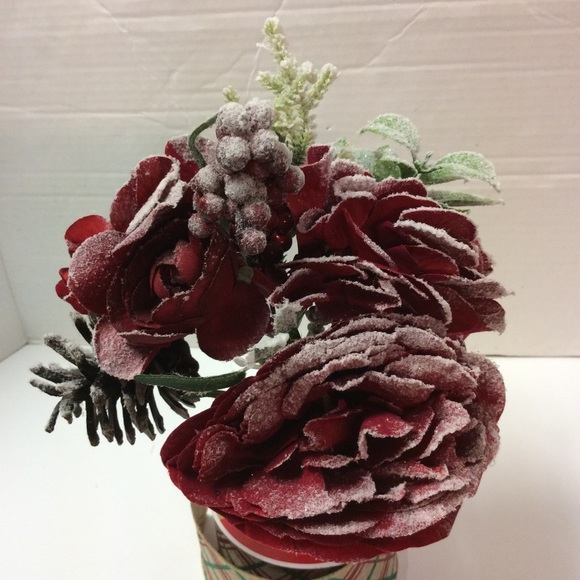 Ashland Christmas #3 Red Frosted Roses Bouquet - Picture 6 of 16